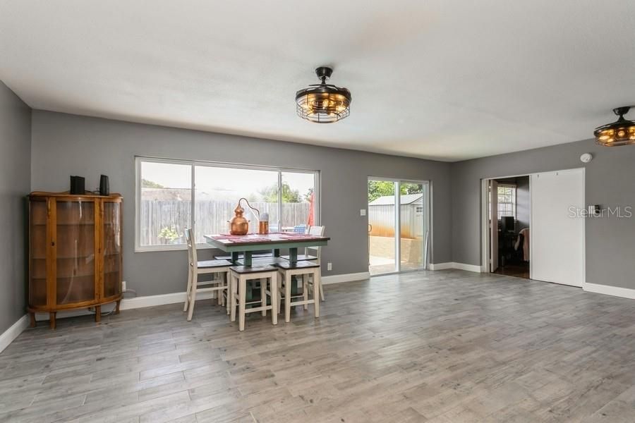 Dinning Room, Family Room