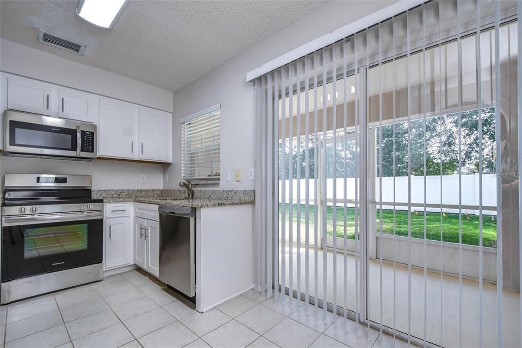 Kitchen w/ Brand New Stainless Steel Appliances