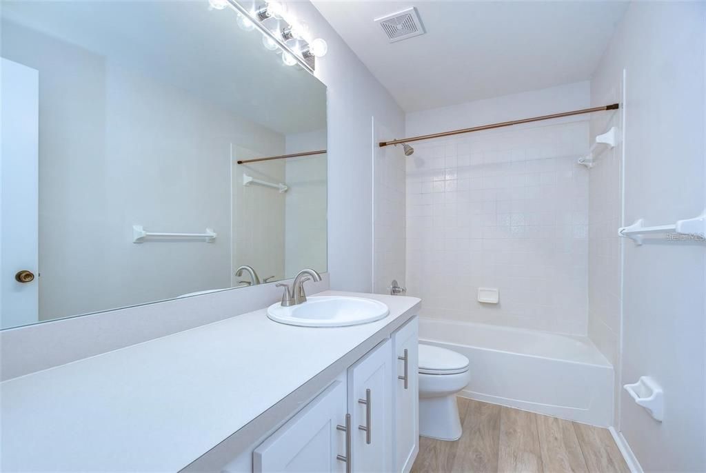 2nd bathroom