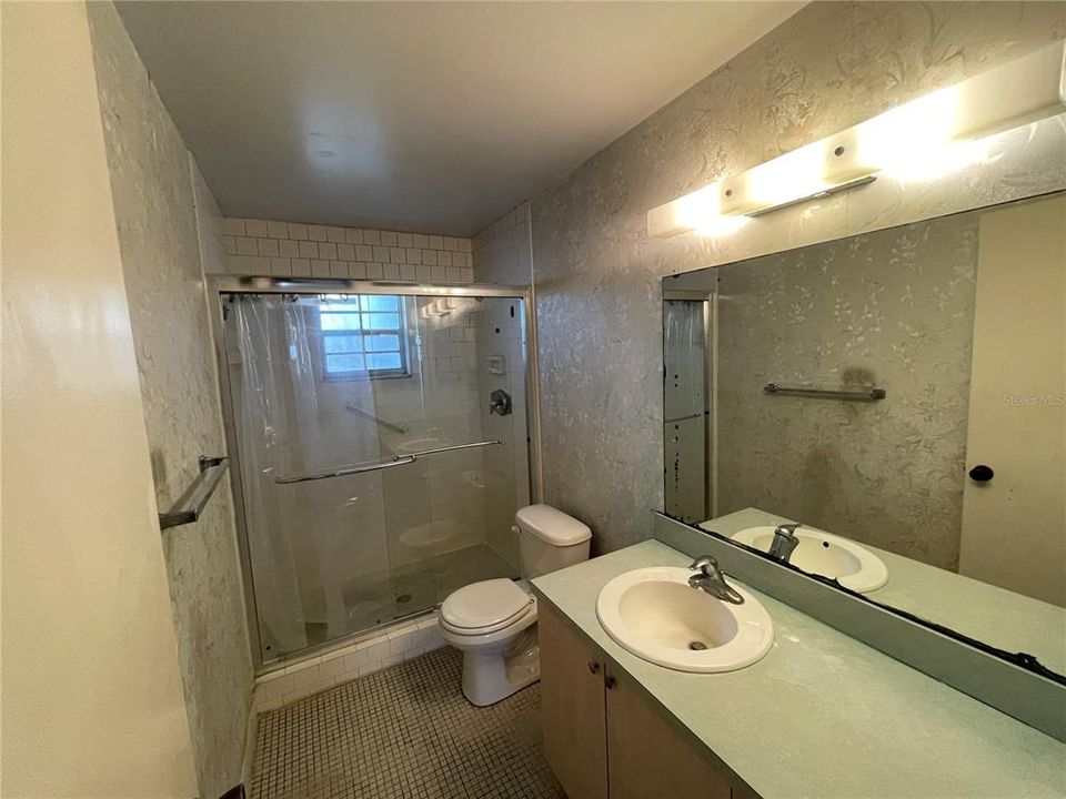 For Sale: $219,000 (2 beds, 2 baths, 1263 Square Feet)