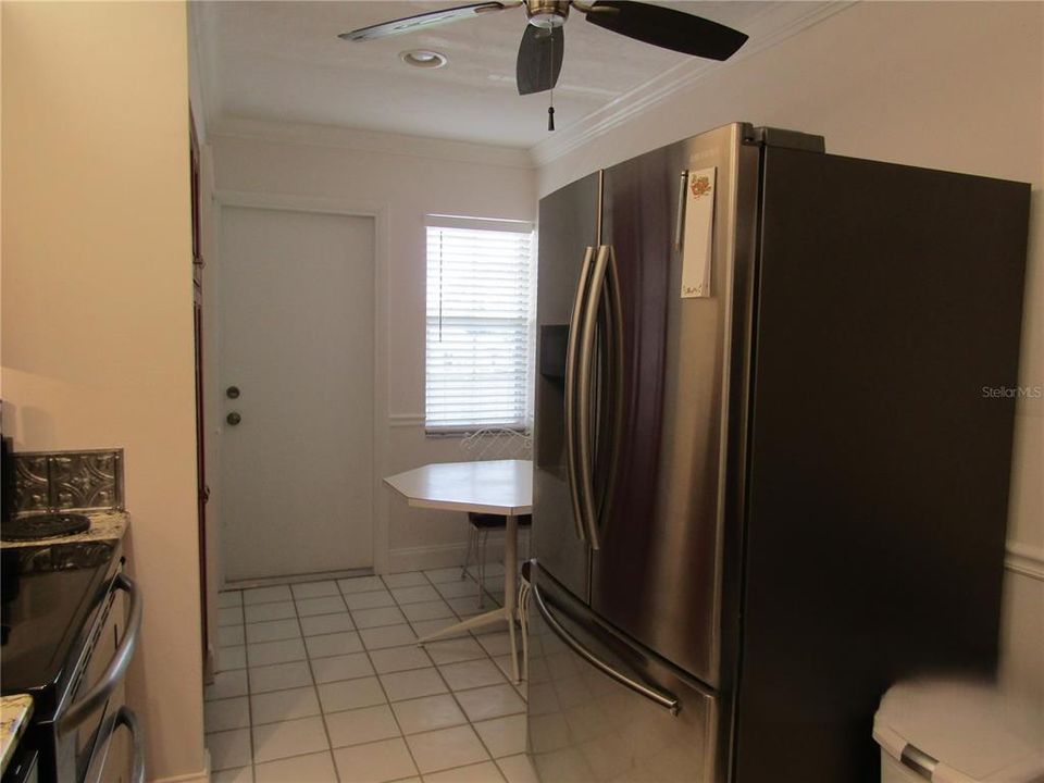 For Rent: $4,150 (2 beds, 2 baths, 1118 Square Feet)