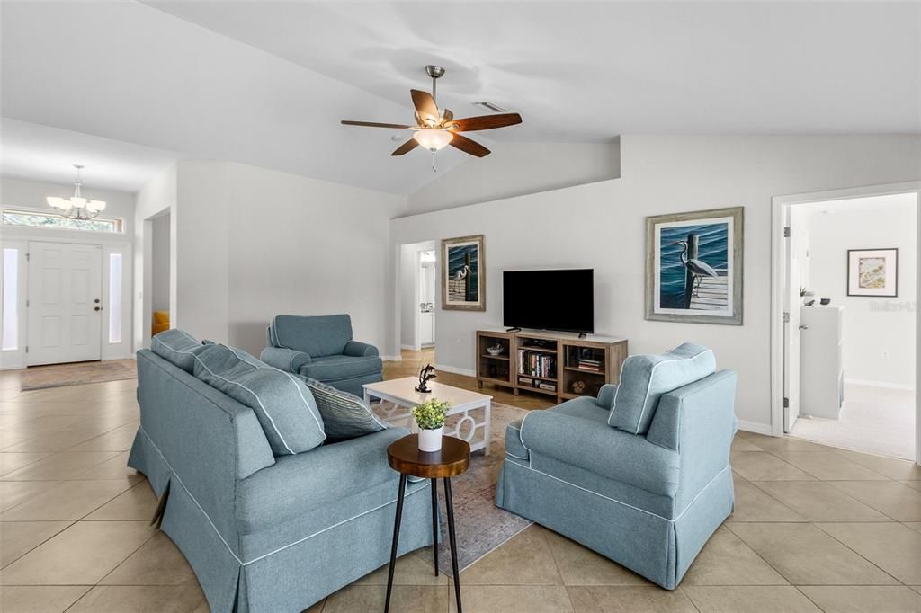 Active With Contract: $475,000 (4 beds, 2 baths, 2145 Square Feet)