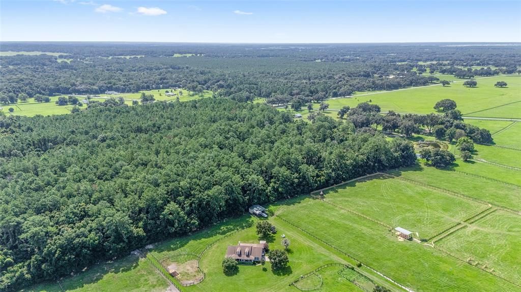 На продажу: $799,900 (20.04 acres)