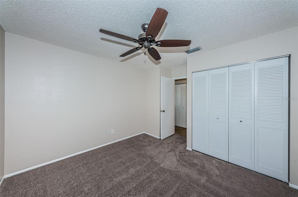 For Sale: $389,000 (2 beds, 2 baths, 920 Square Feet)