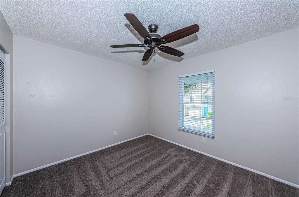 For Sale: $389,000 (2 beds, 2 baths, 920 Square Feet)