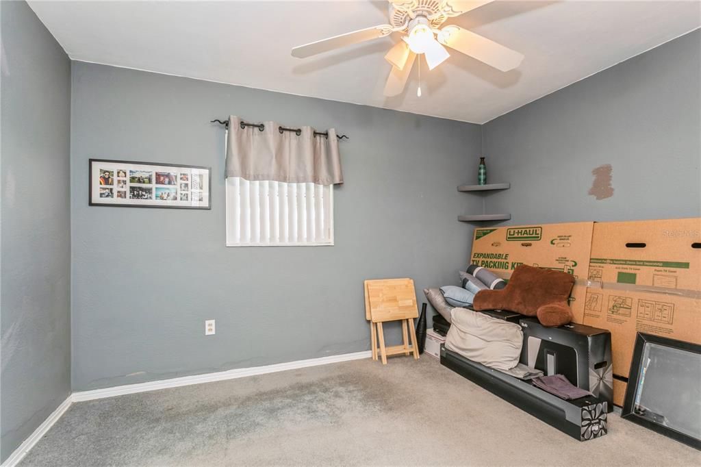 Active With Contract: $424,900 (3 beds, 2 baths, 1451 Square Feet)