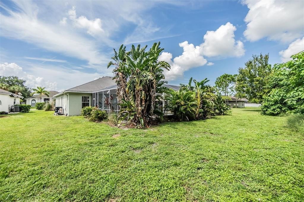 Active With Contract: $550,000 (4 beds, 3 baths, 2254 Square Feet)