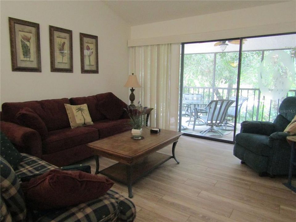 For Rent: $4,150 (2 beds, 2 baths, 1073 Square Feet)