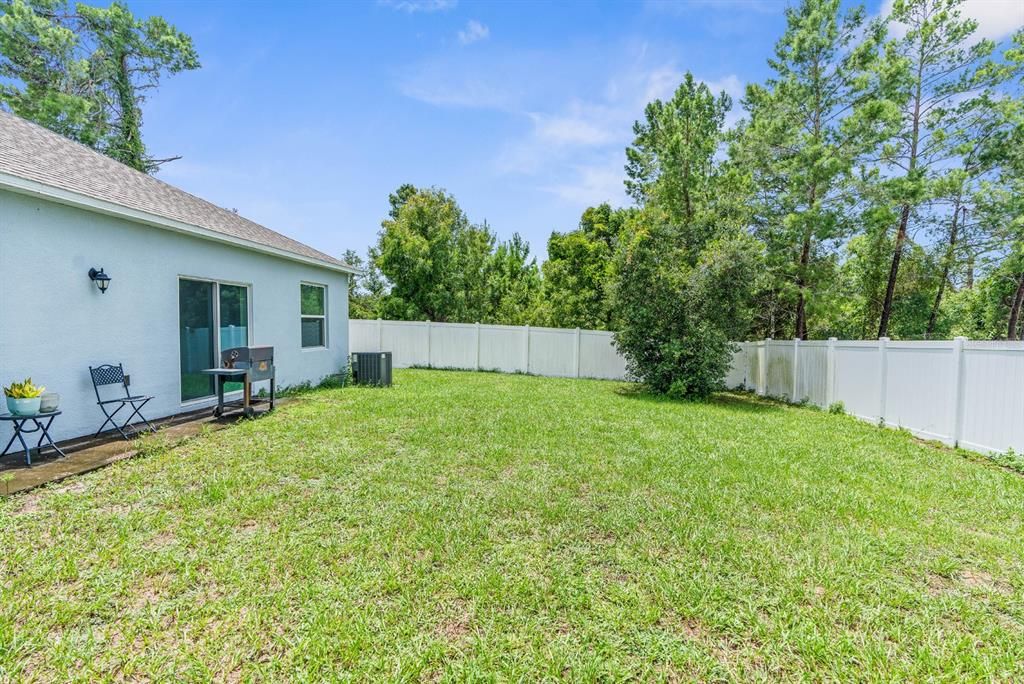 Active With Contract: $295,000 (3 beds, 2 baths, 1968 Square Feet)