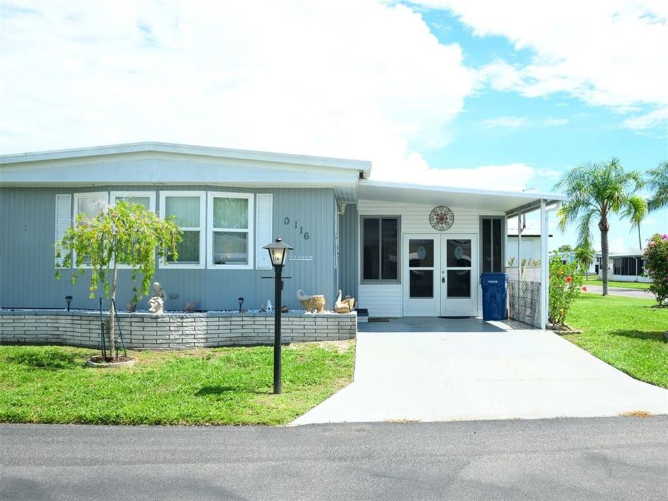 FRont & Driveway