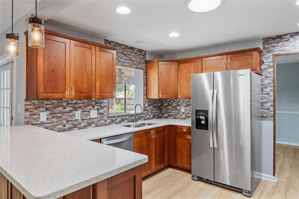 Active With Contract: $460,000 (3 beds, 2 baths, 1776 Square Feet)