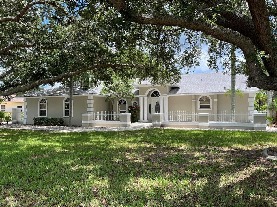 Active With Contract: $425,000 (3 beds, 2 baths, 2759 Square Feet)