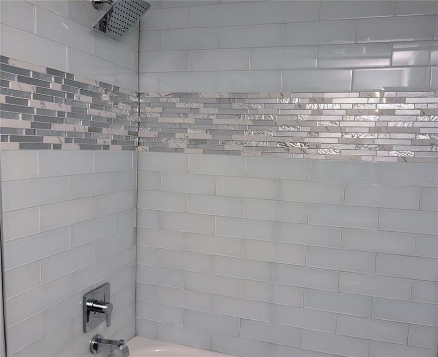 Guest bathroom - newer shower walls & fixtures