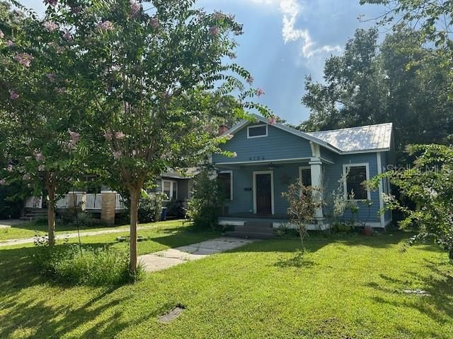 Recently Rented: $2,100 (2 beds, 1 baths, 1005 Square Feet)