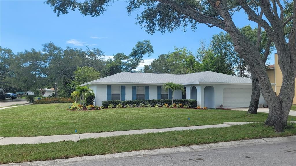 Recently Sold: $495,000 (3 beds, 2 baths, 1532 Square Feet)