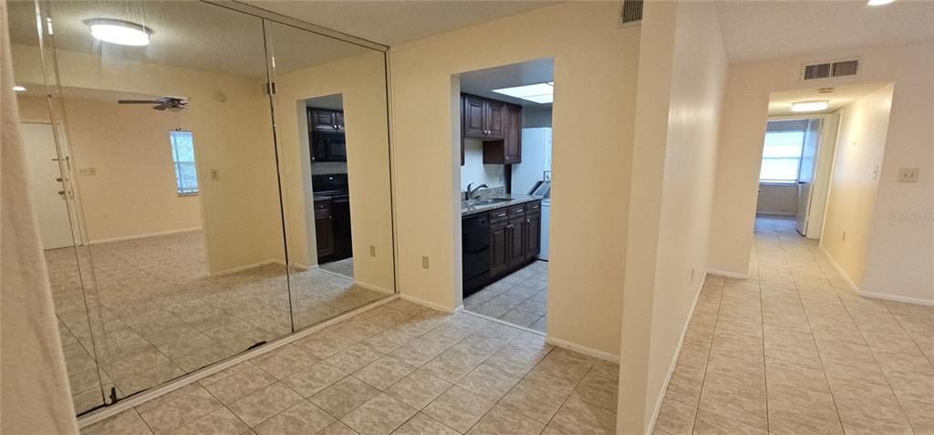 For Rent: $1,495 (2 beds, 2 baths, 1012 Square Feet)