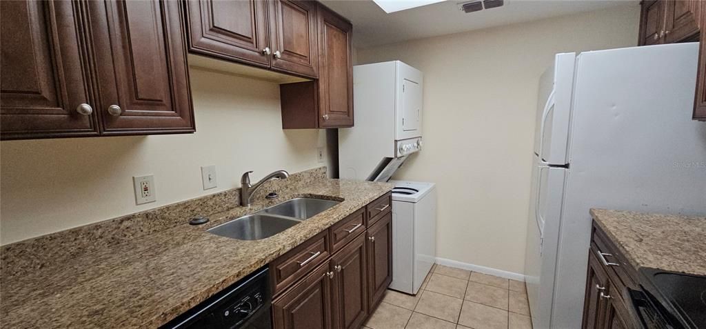 For Rent: $1,495 (2 beds, 2 baths, 1012 Square Feet)