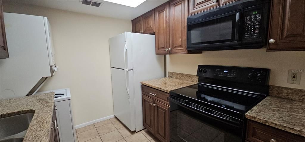 For Rent: $1,495 (2 beds, 2 baths, 1012 Square Feet)