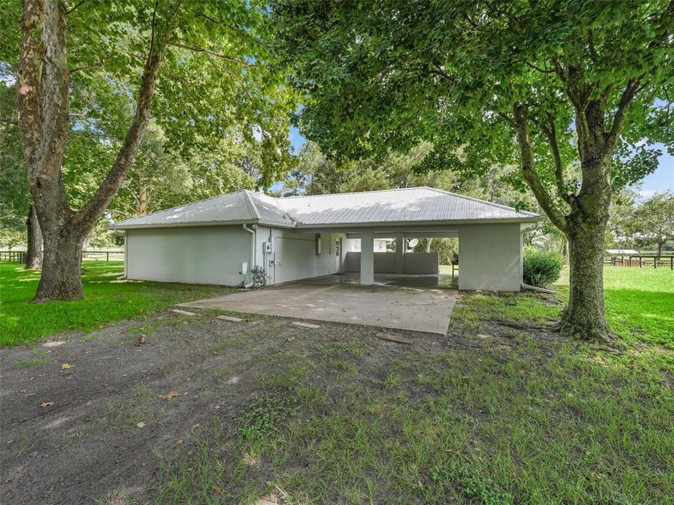 For Sale: $799,000 (3 beds, 2 baths, 1912 Square Feet)