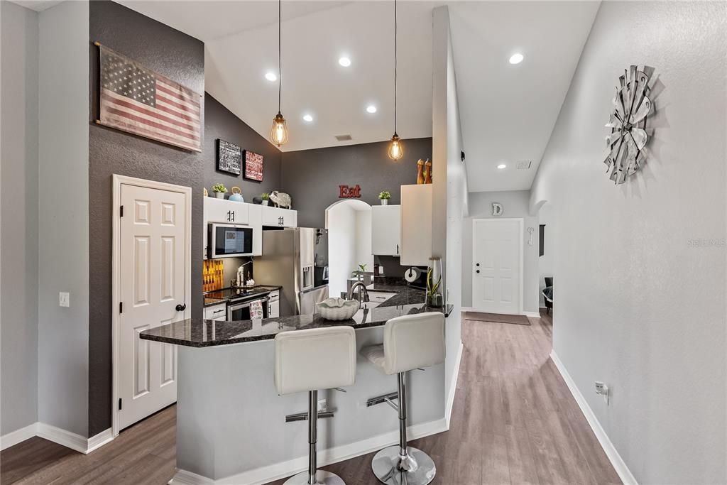 Breakfast bar and Pantry