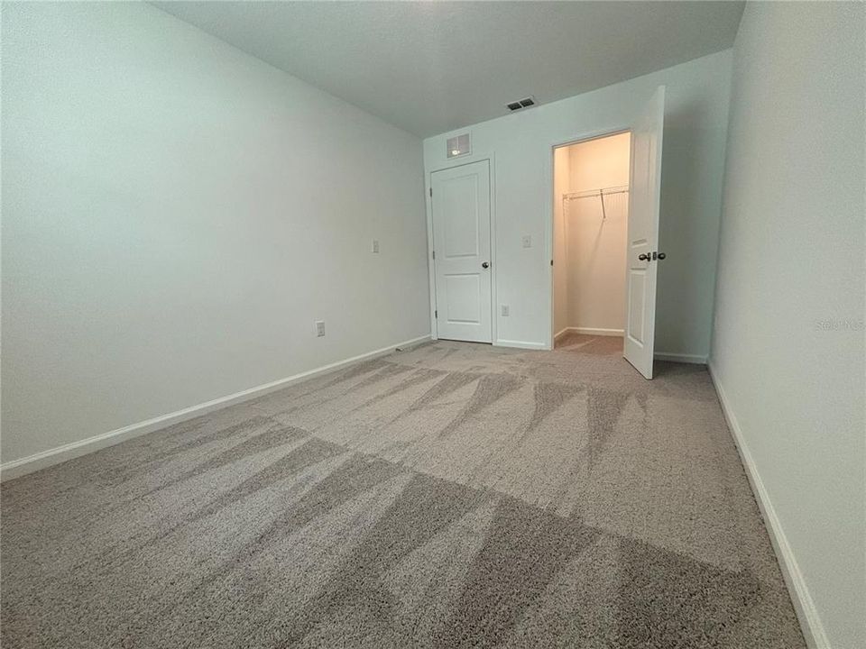 Active With Contract: $1,850 (3 beds, 2 baths, 1386 Square Feet)