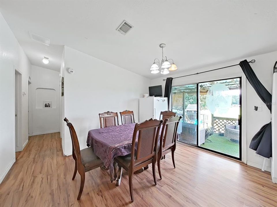 For Sale: $449,000 (3 beds, 2 baths, 1782 Square Feet)