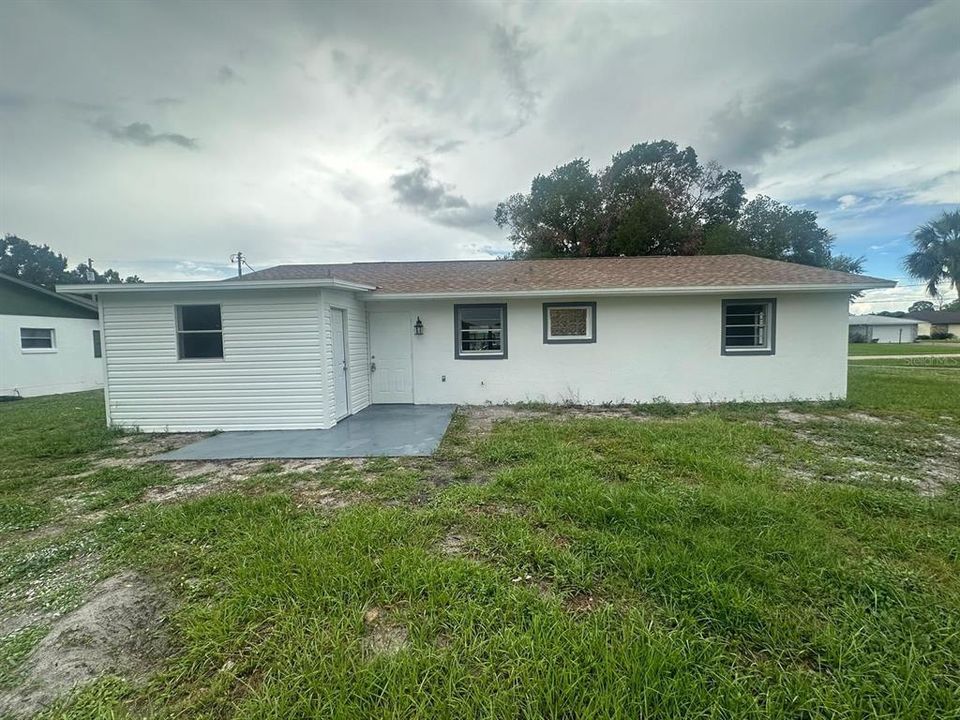 For Sale: $250,900 (3 beds, 2 baths, 1126 Square Feet)