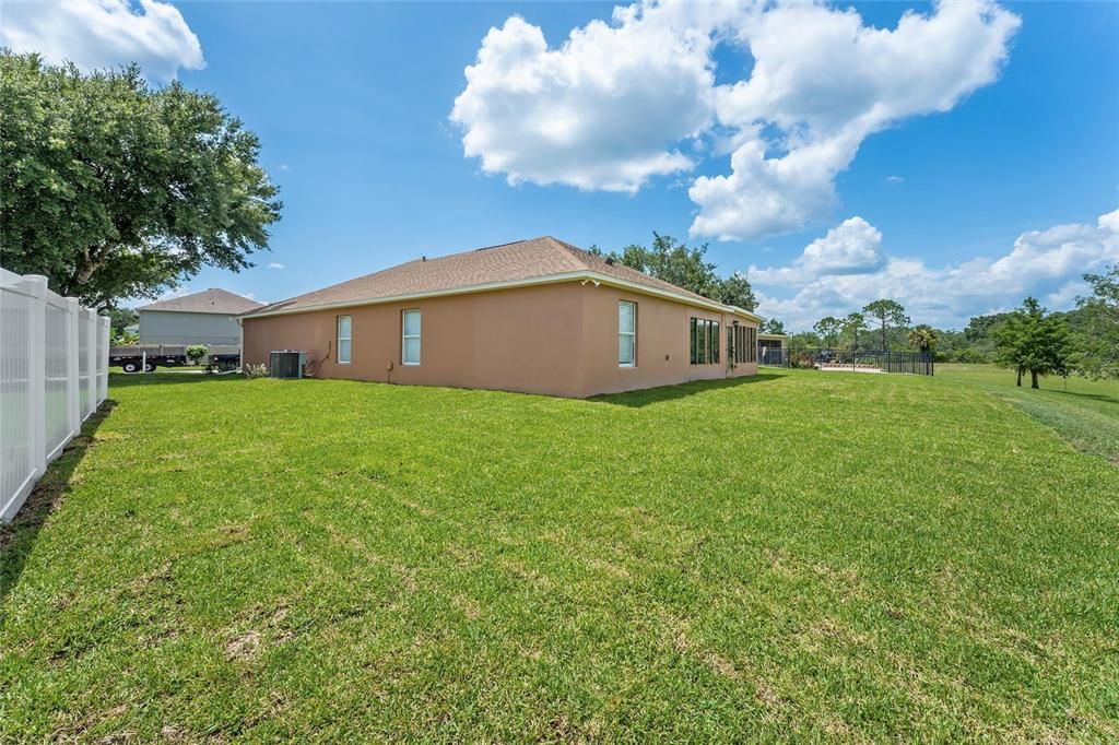 Active With Contract: $550,000 (4 beds, 2 baths, 2904 Square Feet)