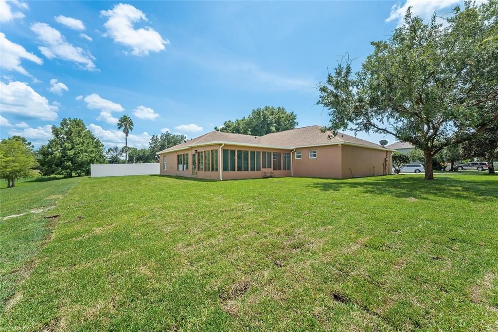 Active With Contract: $550,000 (4 beds, 2 baths, 2904 Square Feet)