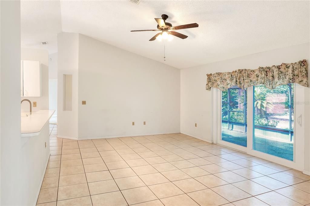 For Sale: $337,500 (3 beds, 2 baths, 1544 Square Feet)