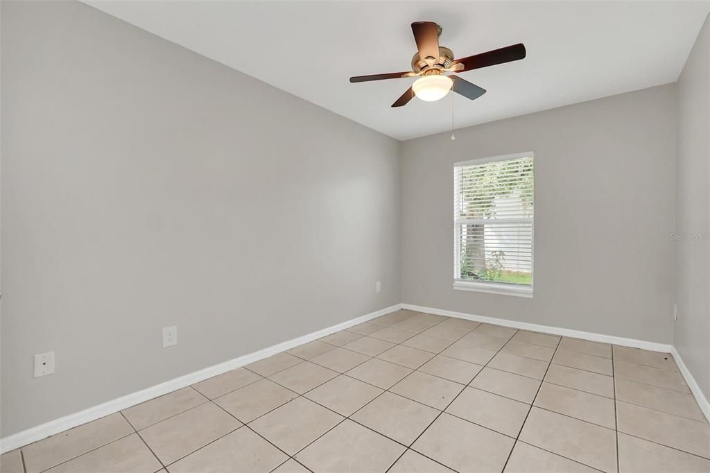 For Rent: $1,525 (3 beds, 2 baths, 1240 Square Feet)