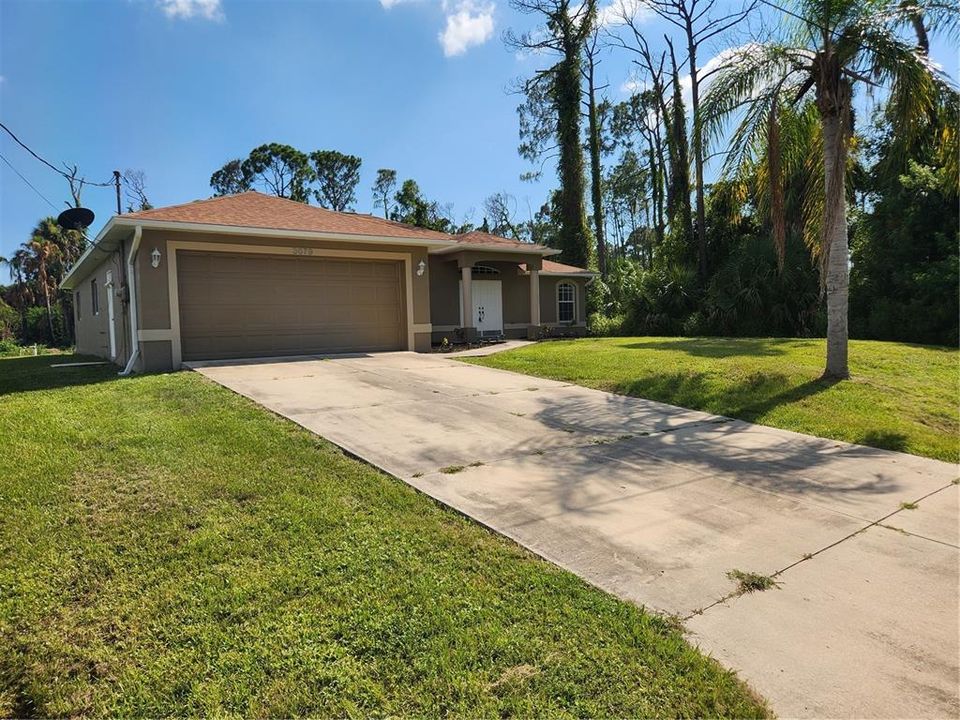 For Sale: $315,000 (3 beds, 2 baths, 1631 Square Feet)