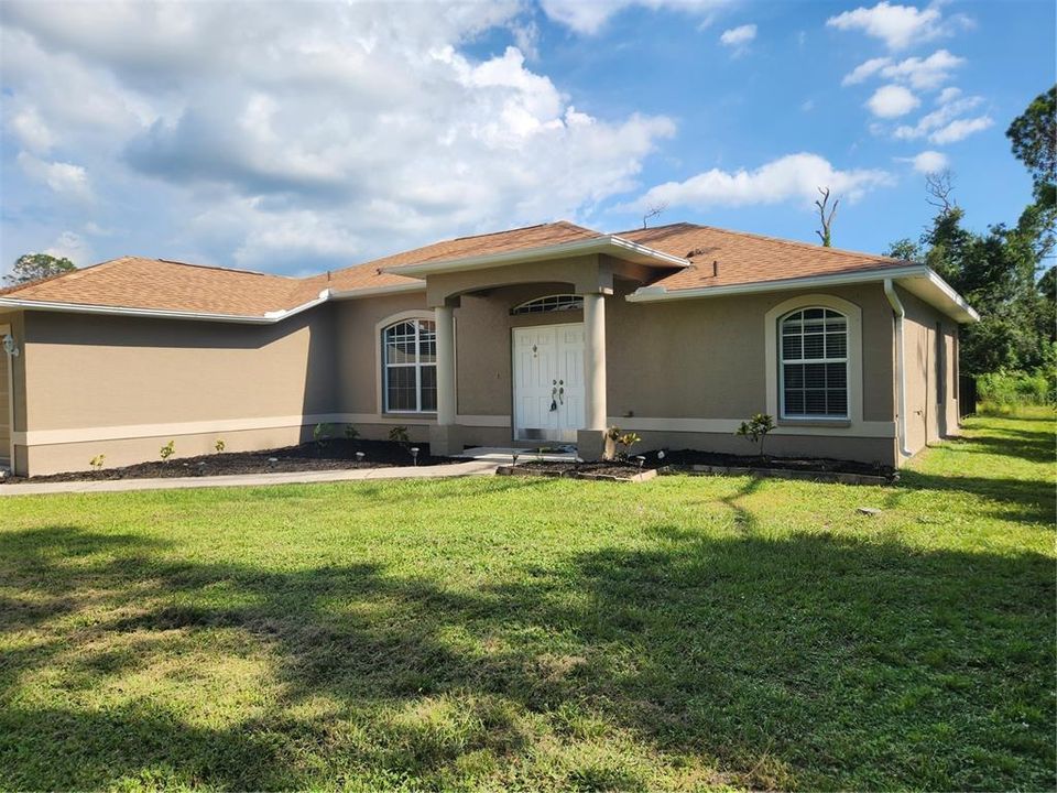 For Sale: $315,000 (3 beds, 2 baths, 1631 Square Feet)