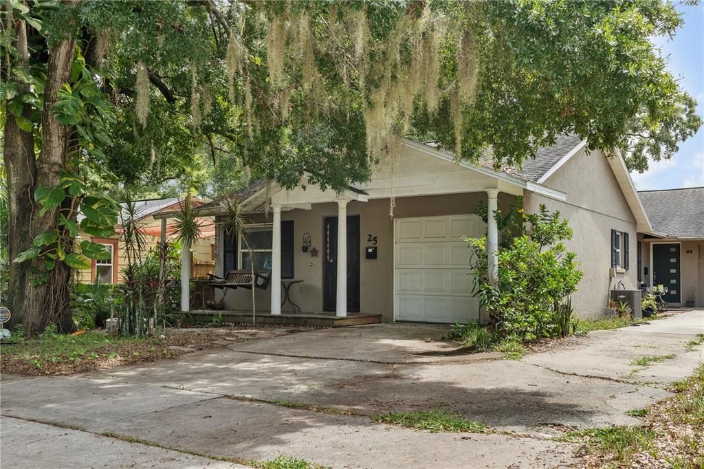 Recently Rented: $2,300 (2 beds, 2 baths, 948 Square Feet)