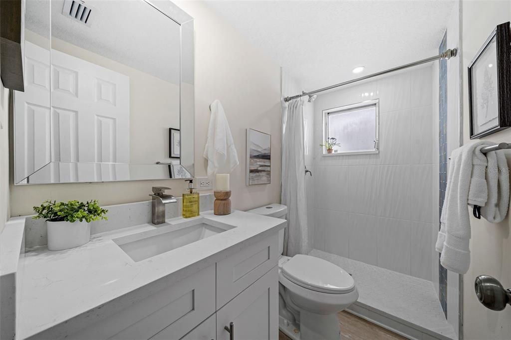 Active With Contract: $339,000 (3 beds, 2 baths, 1442 Square Feet)