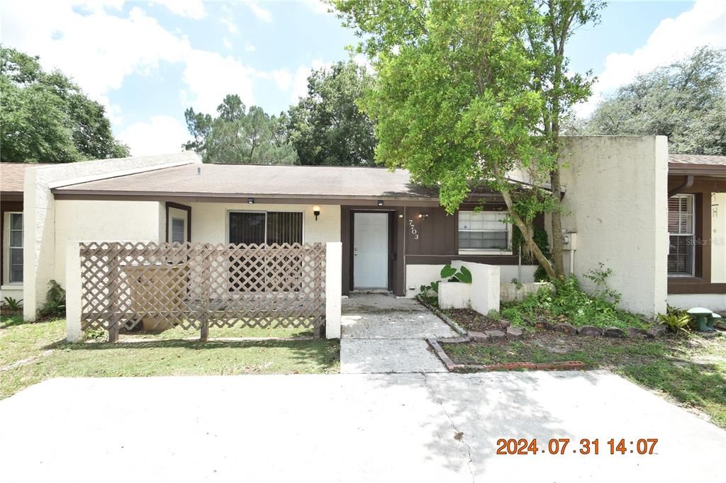 Recently Rented: $1,400 (2 beds, 2 baths, 1038 Square Feet)