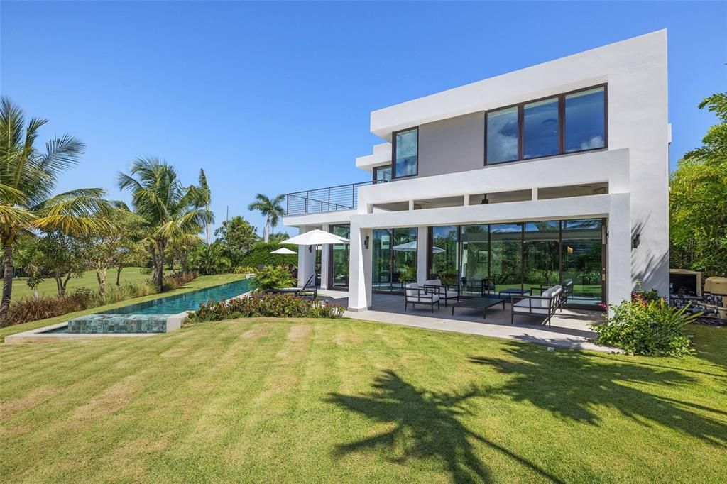 For Sale: $16,995,000 (5 beds, 7 baths, 7800 Square Feet)