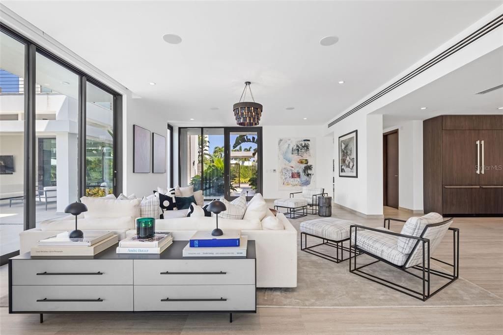 For Sale: $16,995,000 (5 beds, 7 baths, 7800 Square Feet)