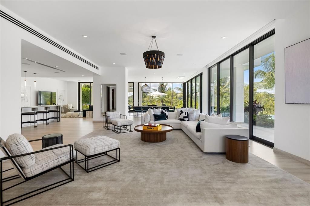 For Sale: $16,995,000 (5 beds, 7 baths, 7800 Square Feet)