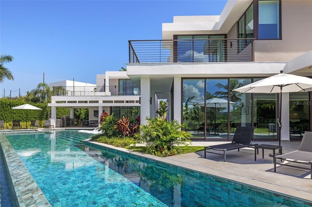 For Sale: $16,995,000 (5 beds, 7 baths, 7800 Square Feet)