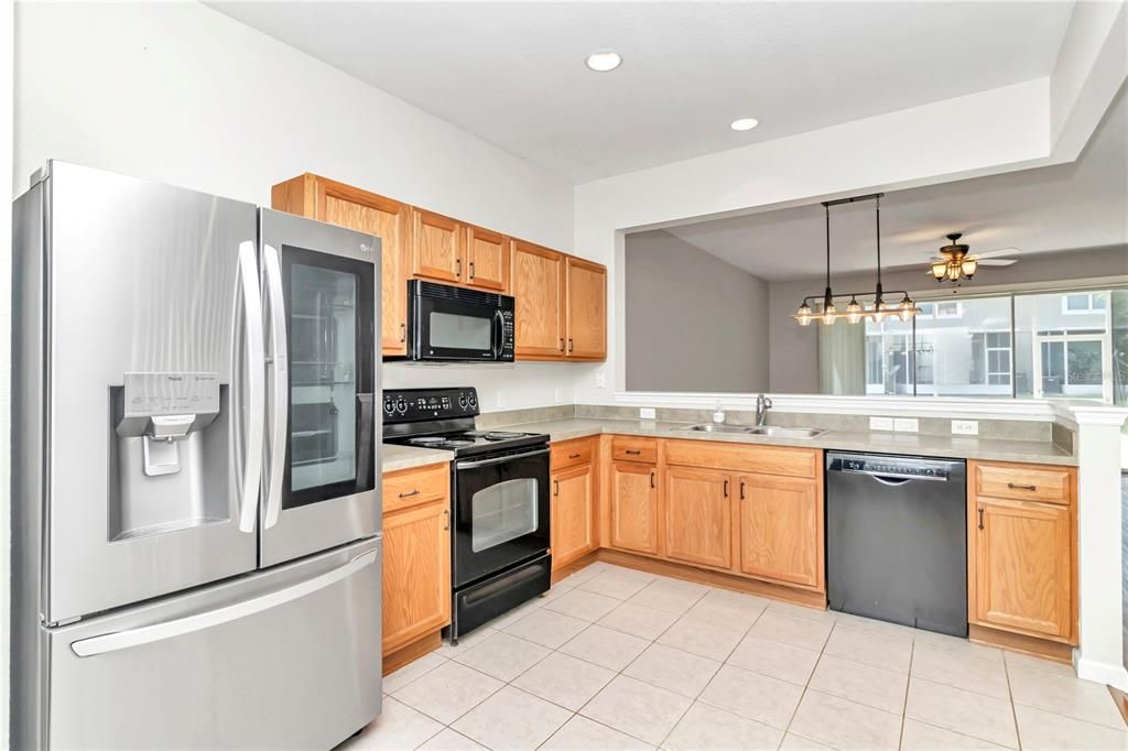 For Sale: $219,900 (3 beds, 2 baths, 1584 Square Feet)