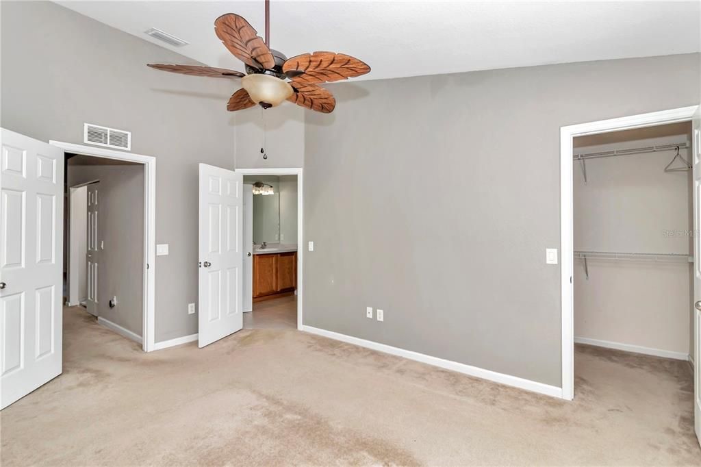 For Sale: $219,900 (3 beds, 2 baths, 1584 Square Feet)