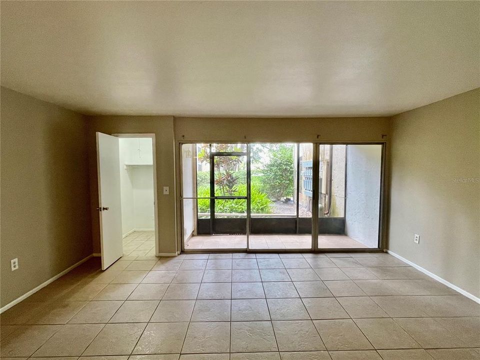 For Rent: $1,145 (1 beds, 1 baths, 682 Square Feet)