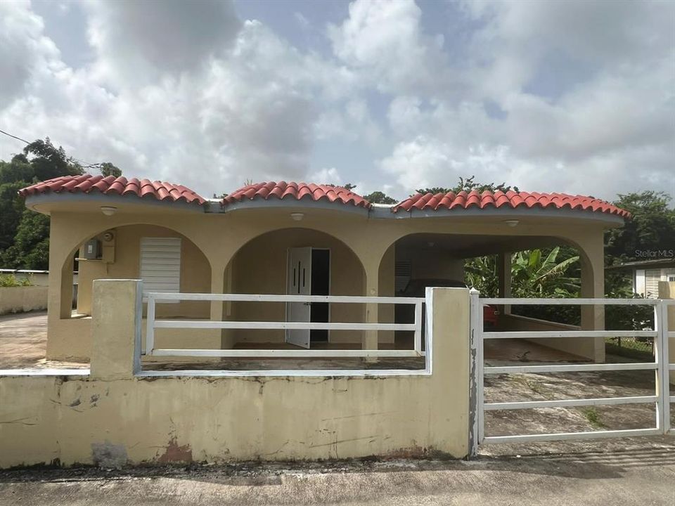 Vendido Recientemente: $110,000 (3 camas, 2 baños, 1614 Pies cuadrados)