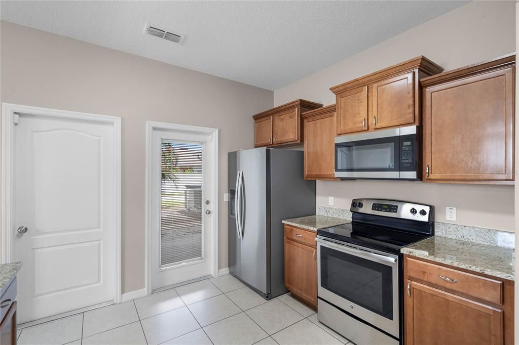 Active With Contract: $349,000 (3 beds, 2 baths, 1981 Square Feet)