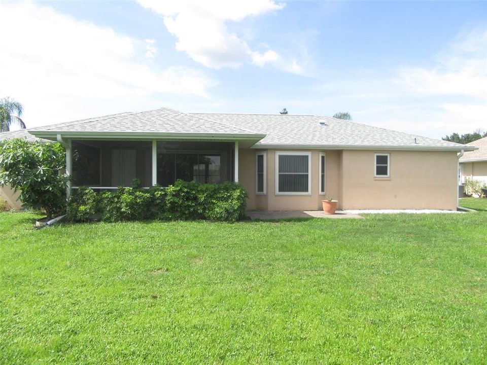 Active With Contract: $299,000 (3 beds, 2 baths, 1584 Square Feet)