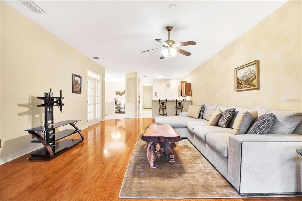 Active With Contract: $385,000 (2 beds, 2 baths, 1870 Square Feet)