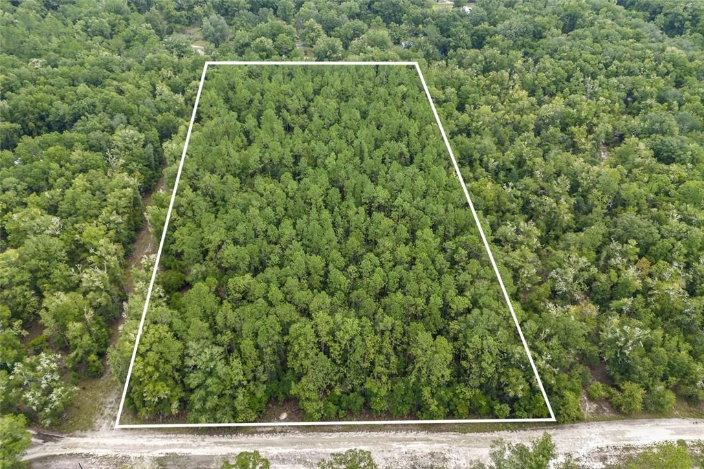 Vendido Recientemente: $110,000 (4.99 acres)