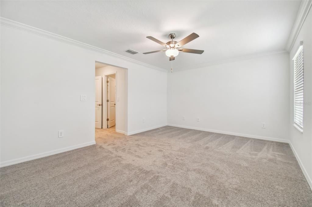 Active With Contract: $1,950 (3 beds, 2 baths, 1634 Square Feet)