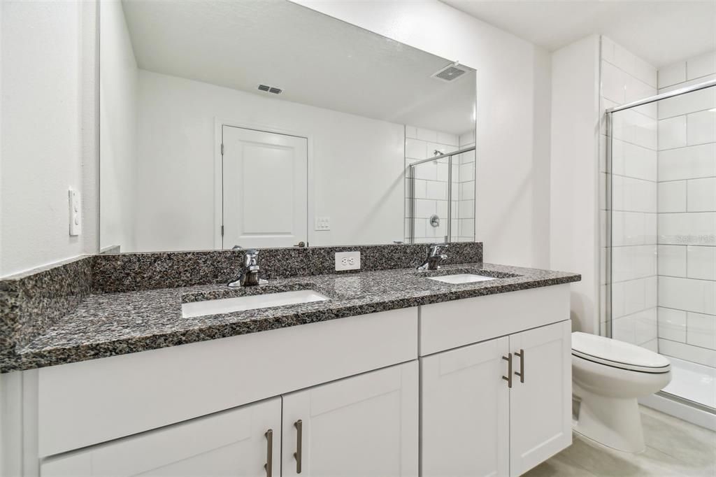 Active With Contract: $1,950 (3 beds, 2 baths, 1634 Square Feet)